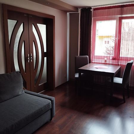 A&D Apartment Resita Luaran gambar